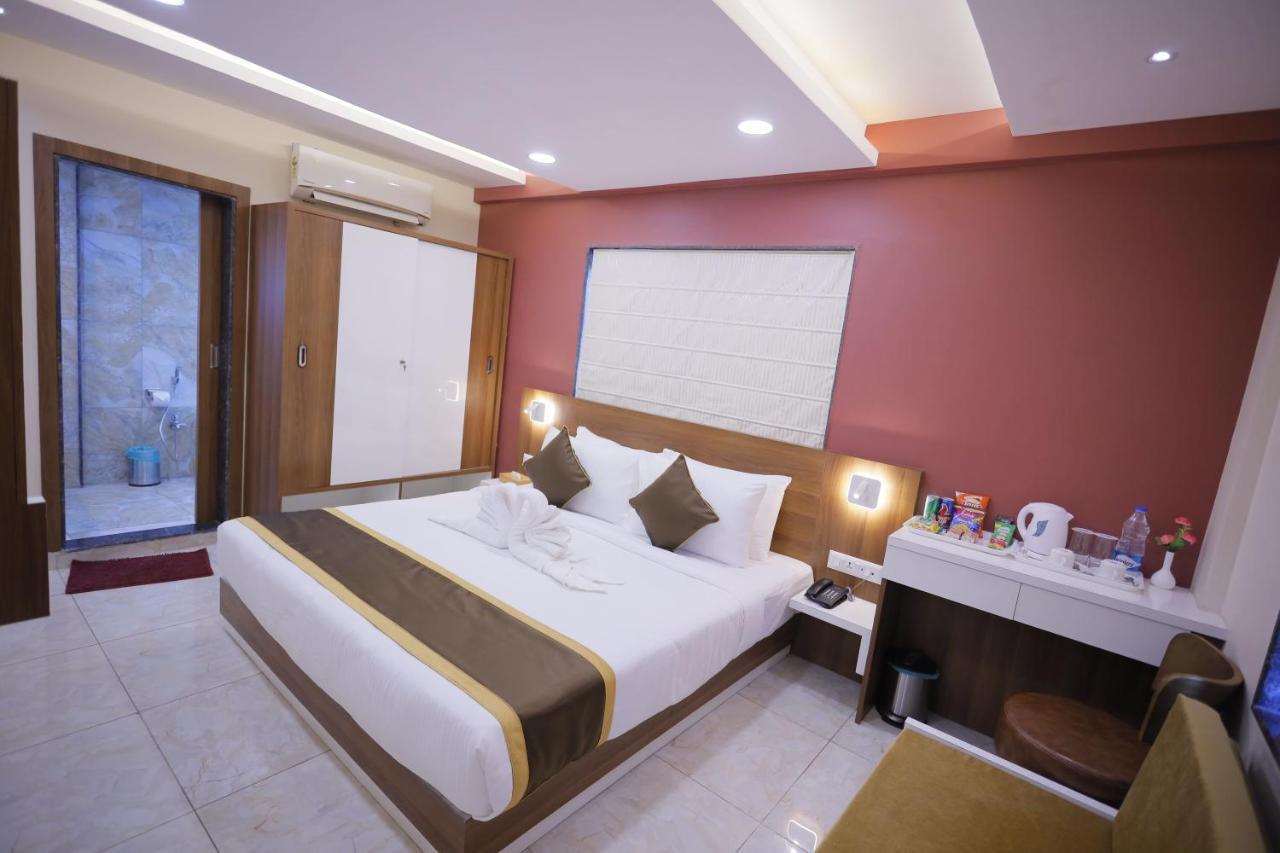 כלכותה The Avenue Hotel Ballygunge מראה חיצוני תמונה