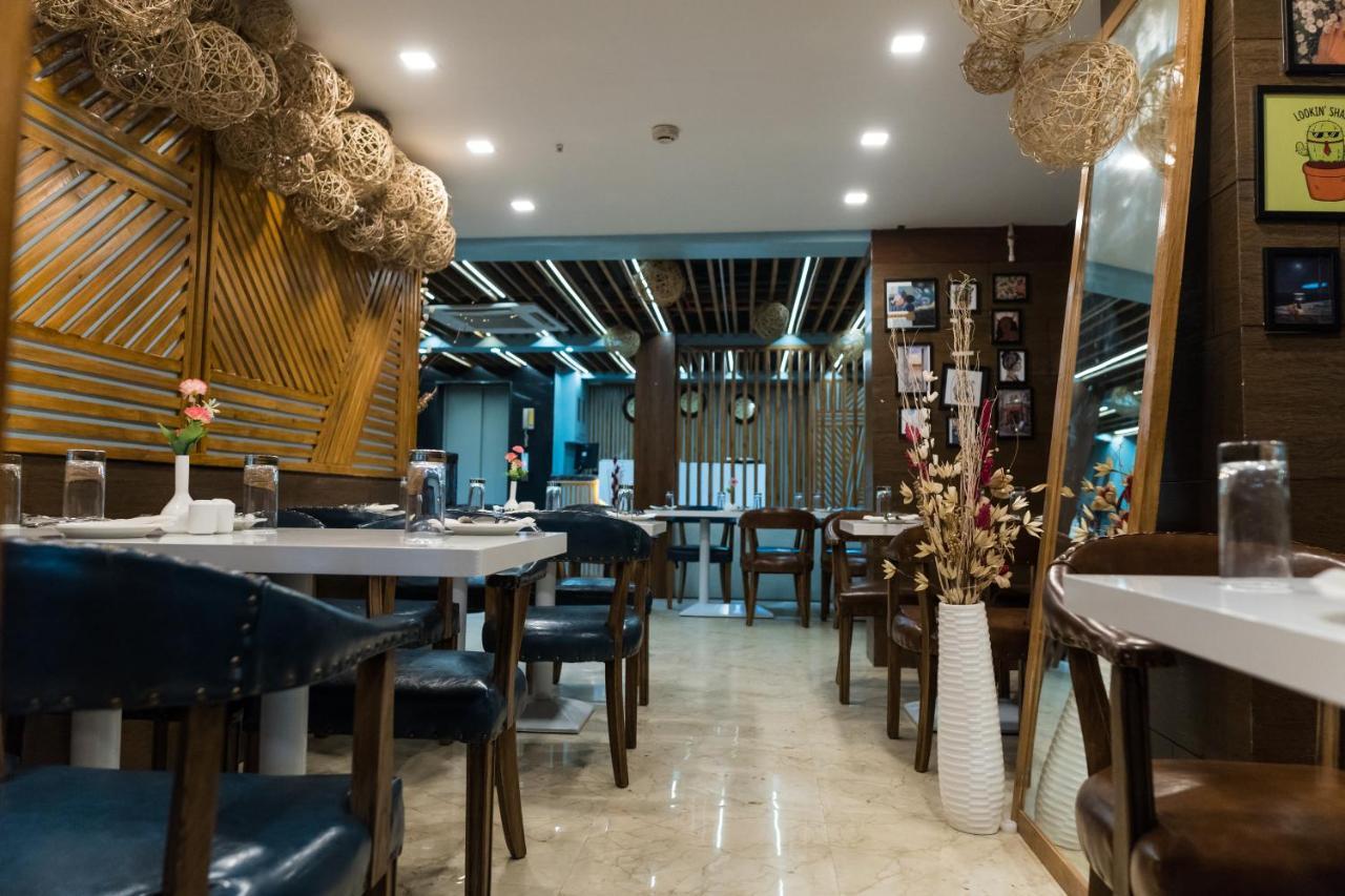 כלכותה The Avenue Hotel Ballygunge מראה חיצוני תמונה